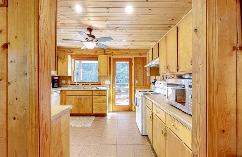 Ellijay Cabin | Dog-friendly, riverfront retreat with game room, washer/dryer, wraparound deck