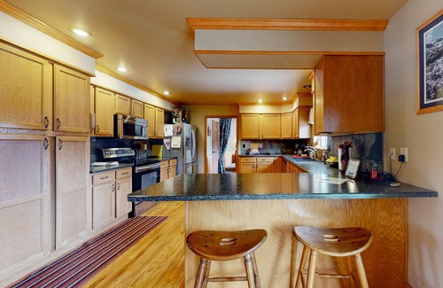Colorado Springs House | Dog-friendly secluded home with wood stove, deck, full kitchen, internet, & W/D