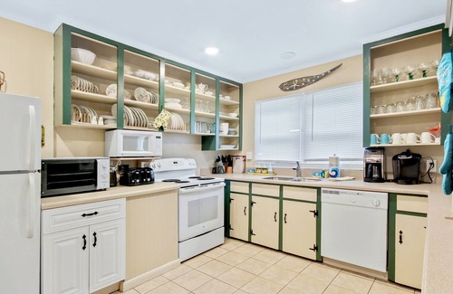 Crescent Beach House | Dog-friendly, beachside house with private deck & AC - walk to dining & shops