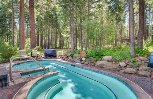 Truckee House | Dog-Friendly Mountain Getaway Near the Slopes with Private Balcony & Rec Center