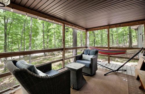 Great Cacapon Ski Chalet | Dog-Friendly w Hot Tub, Fire Pit & River Access