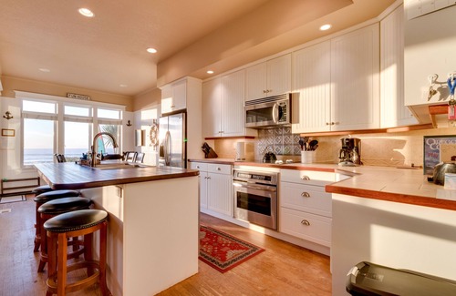 Rockaway Beach House | Dog-Friendly, Waterfront Bungalow Just Steps to the Sand and Waves