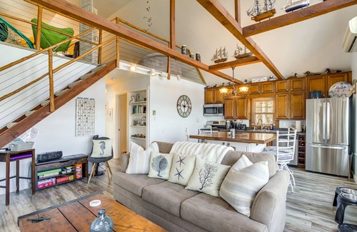 Westover Cottage | Dog-Friendly Westover Cottage w/River Access!