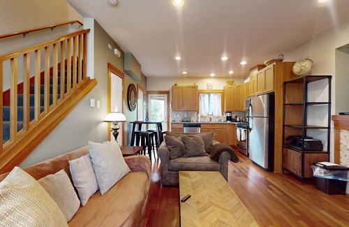 North Delridge House | Dog-friendly Westside Escape with fireplace, W/D, fenced yard - 3 miles to beach