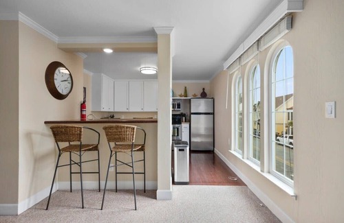 Capitola Apartment | Dog-OK at Capitola Vista #1