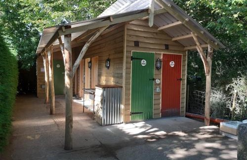 Ewhurst Green Other | Dogwood Cabin