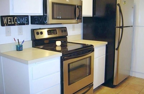 Del Obispo Condo | + Doheny Beach Condo- Surfer's Paradise!. Next to beach trail, park, Harbor