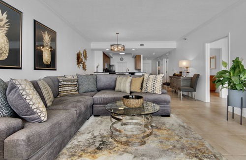 Navarre Beach Condo | Doing Laundry Is Overrated - Escape to Navarre Beach Regency 810