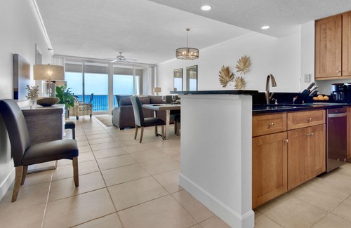 Navarre Beach Condo | Doing Laundry Is Overrated - Escape to Navarre Beach Regency 810