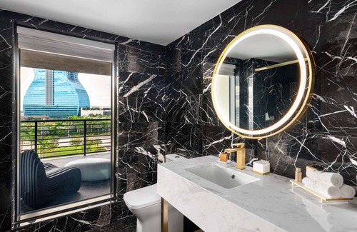 Hollywood Hotel | Dolce by Wyndham Hollywood