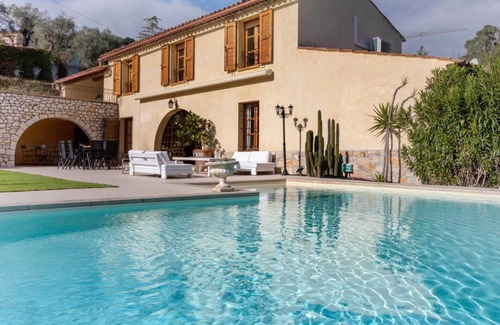 La Colle-sur-Loup Villa | Dolce Villa, Villa au Cœur de la Verdure