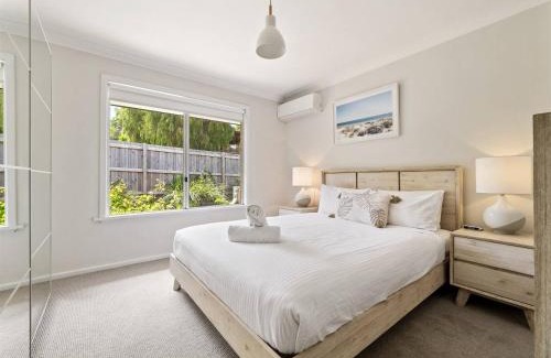 Dunsborough House | Dolce Vita - A Beachside Family Garden Retreat