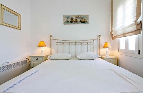 Logaras Villa | Dolce Vita Waterfront Villa, Logaras, Paros