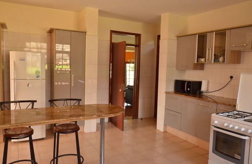 Gigiri Hotel | Dolfran Guest House