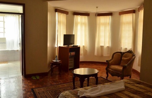Gigiri Hotel | Dolfran Guest House