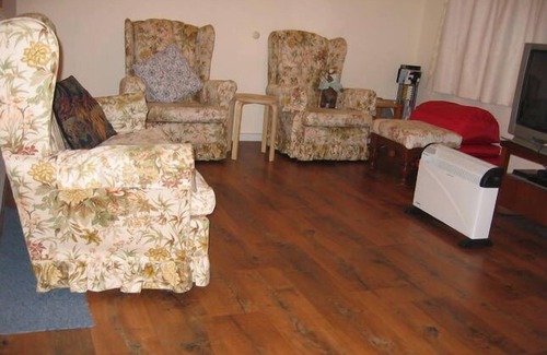 Waterhouse House | 'Dolittle' in Robe.(self contained)