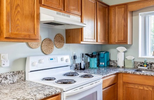 Pigeon Forge Condo | Dolly's Hideout: Pools and Proximity to Dollywood