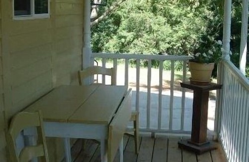 Kendall House | Dolly's Pedalers Rest - on the Elroy-Sparta Bike Trail