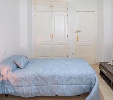 Nueva Andalucia House | DOLMEN GROUP- Jardines Andalucia Banus