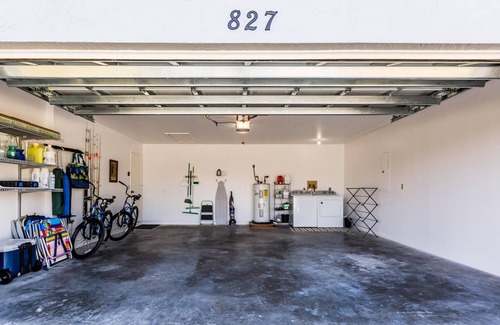 Marco Island House | DOLPHIN BUNGALOW! Remodeled water front getaway in the heart of Old Marco