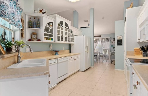 Sebastian Highlands House | Dolphin Cove Paradise