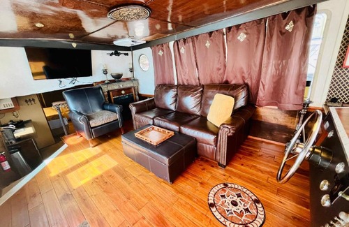 Tarpon Springs Boat Rental | Dolphin Delight 47 Foot Houseboat on the Gulf, at Dock With Gulf View in Tarpon Springs, rental of entire houseboat