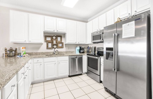 Orange Beach East Condo | Dolphin Harbor 1B: Bay & beach access! Sleeps 10! Three bedrooms, 3 baths.