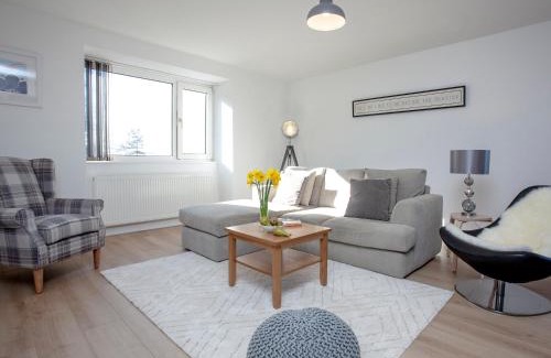 Torquay House | Dolphin Heights