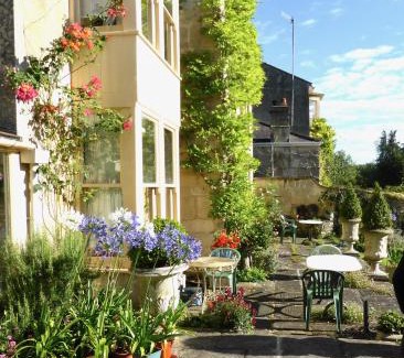 Batheaston Bed & Breakfast | Dolphin House