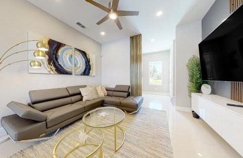 South Padre Island House | Dolphin Paradise Unit A