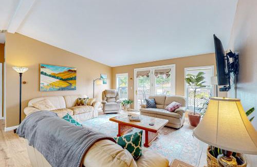 Rockaway Beach House | Dolphin Street Delight