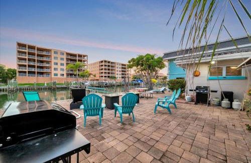 Treasure Island Apartment | Dolphin Suite 2B Pet Friendly Waterfront Dock