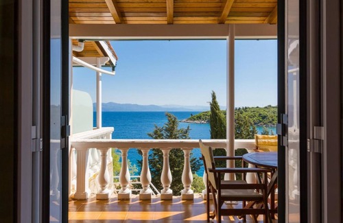 Katsimatika Villa | Dolphin Villas Collection