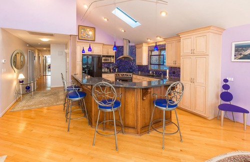 Northeast Virginia Beach House | Dolphin Watch - Oceanfront - North End VB
