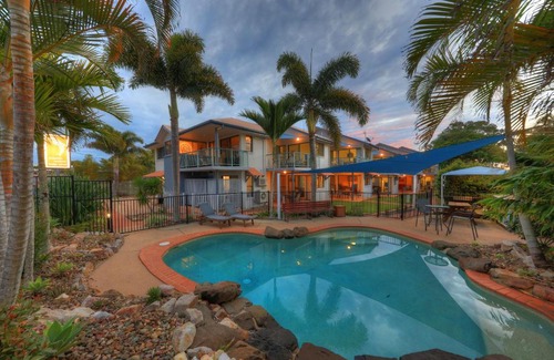 Tin Can Bay Apartment | Dolphin Waters