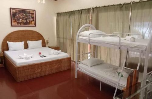 Puerto Galera Hotel | Dolphinbay Resort