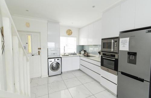 Summerstrand Apartment | Dolphins View Luxury Apartment