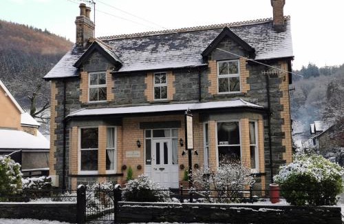 Gwynedd- Snowdonia Bed & Breakfast | Dolweunydd Bed and Breakfast