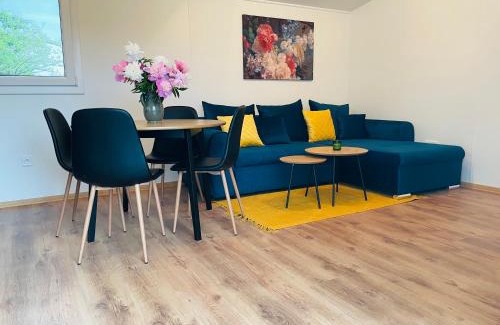 Krasnohorske Podhradie House | Domček pod orechom