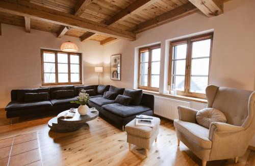 Chojnice House | DOM POD STRZECHĄ