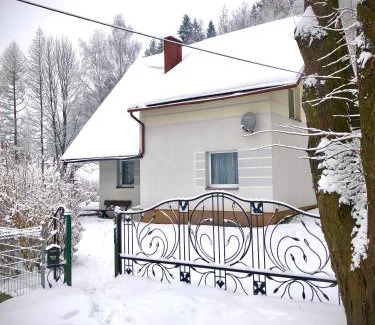 Ujsoy House | Dom w Glince - agroturystyka