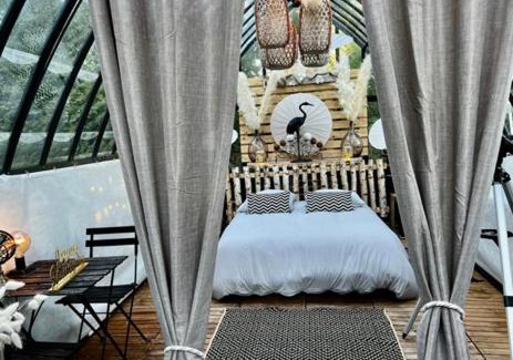 Livry House | Domaine Albizia