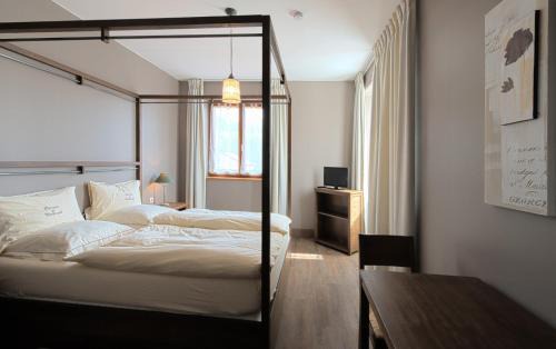 Saint-Hippolyte House | Domaine Bleger by Windmuehl