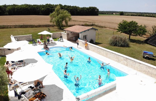 Saint-Pierre-d'Amilly House | Domaine de Pégon -gite 2A Le Mignon