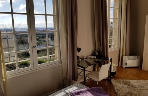 Beaupuy House | Domaine De Bellevue
