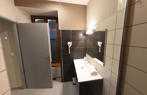 Privas Cottage | Domaine de Chabanet - Gîte 3 : COMBALLE