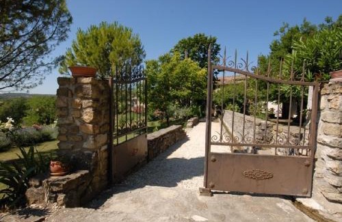 Bourg-Saint-Andeol Bed & Breakfast | Domaine de Cousignac
