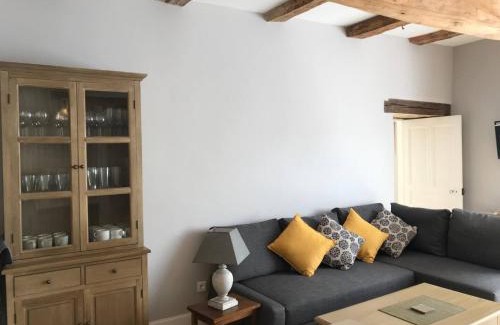 Castelnau-de-Montmiral House | Domaine de la Durantie Duplex Vieux Chateau