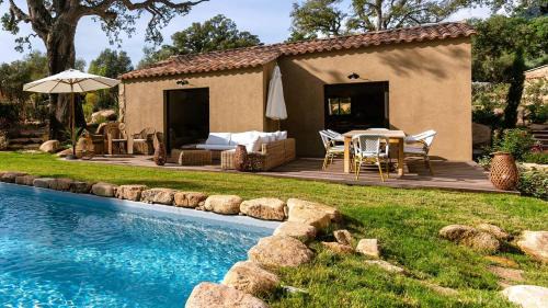 San-Gavino-di-Carbini Villa | Domaine de Gialla Bergerie Quercia, 2 pers, piscine chauffée, 10 mn plage