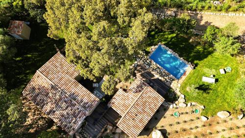 San-Gavino-di-Carbini Villa | Domaine de Gialla Bergerie Quercia, 2 pers, piscine chauffée, 10 mn plage